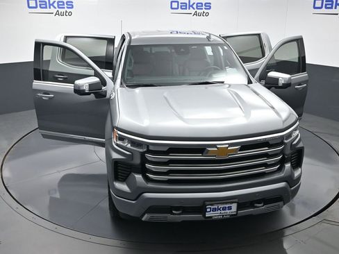 Used 2025 Chevrolet Silverado 1500 High Country w/ Technology Package image 59