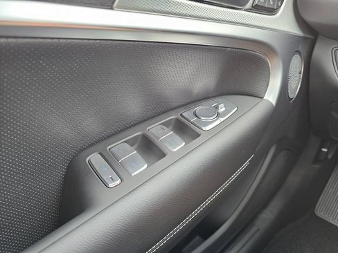 Used 2026 Genesis G70 2.5T Prestige AWD/4WD image 29
