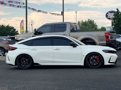 Used 2023 Honda Civic Type R image 42