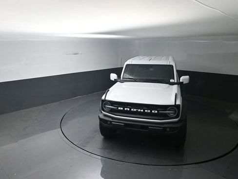 New 2026 Ford Bronco Outer Banks w/ Sasquatch Package AWD/4WD image 26