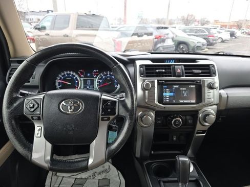 Used 2014 Toyota 4Runner SR5 image 13