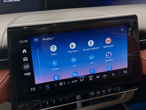 Certified 2025 Lincoln Nautilus Black Label image 18