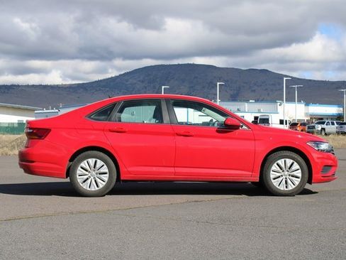 Used 2019 Volkswagen Jetta S w/ Driver Assistance Package image 6