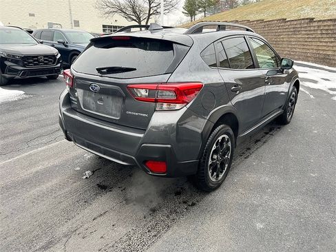 Used 2023 Subaru Crosstrek 2.0i Premium image 6