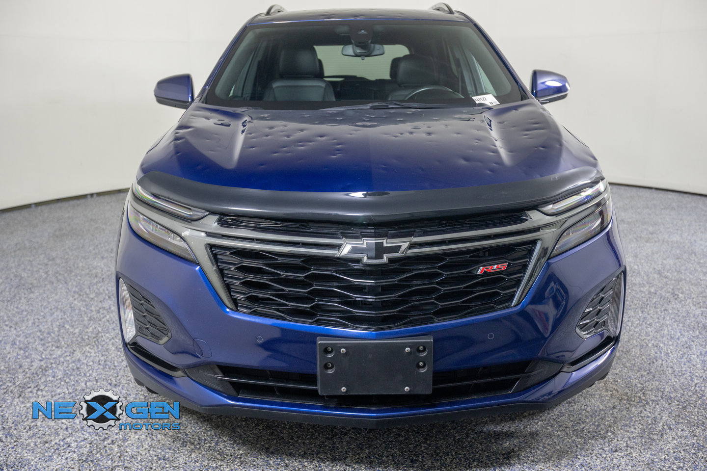 Used 2022 Chevrolet Equinox RS w/ LPO, Floor Liner Package FWD image 3