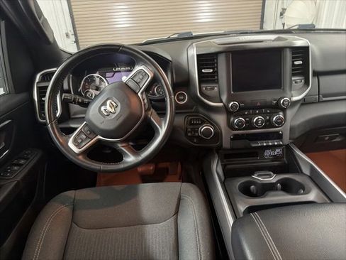 Used 2022 RAM 1500 Big Horn AWD/4WD image 18