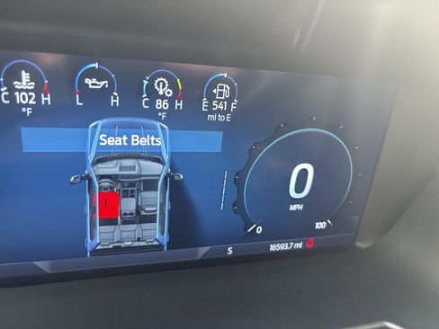 Used 2024 Ford F350 Platinum image 15