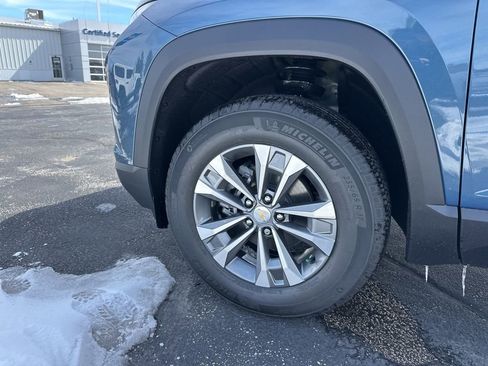 New 2026 Chevrolet Equinox LT w/ Convenience Package II image 18