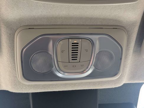 Used 2025 RAM ProMaster 2500 w/ Convenience Group FWD image 29