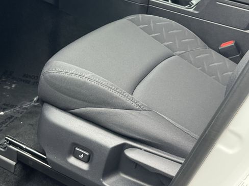 New 2025 Toyota Tacoma SR image 8