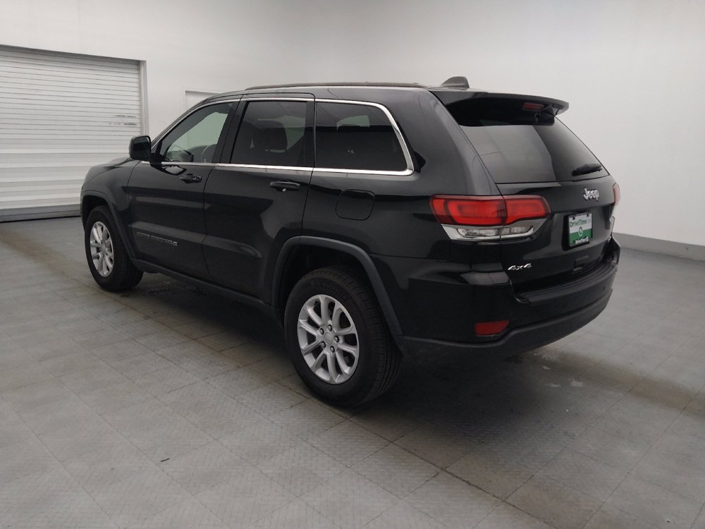 Used 2022 Jeep Grand Cherokee Laredo E AWD/4WD image 3