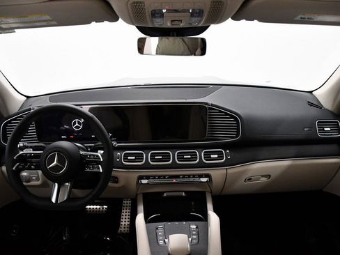 New 2026 Mercedes-Benz GLS 450 4MATIC image 7