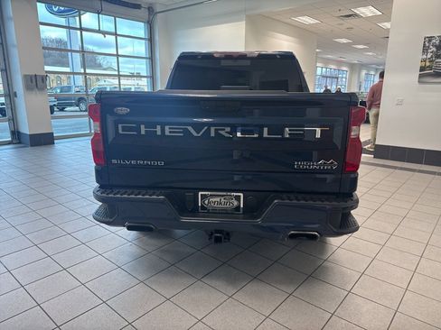 Used 2020 Chevrolet Silverado 1500 High Country w/ Max Trailering Package image 17