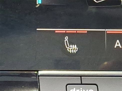 Used 2021 Audi A6 2.0T Premium w/ Convenience Package image 25