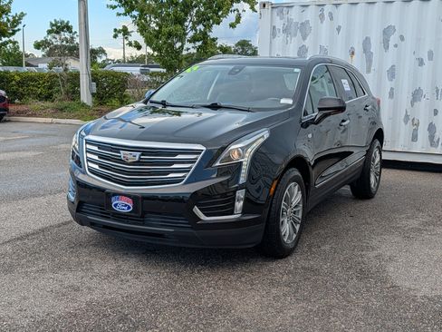 Used 2017 Cadillac XT5 Luxury w/ Driver Awareness Package FWD image 7
