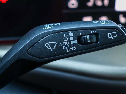 New 2025 Audi Q5 Premium image 31