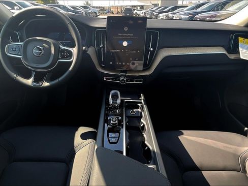 New 2026 Volvo XC60 B5 Core w/ Climate Package image 9