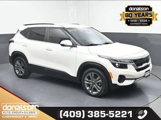 Used 2022 Kia Seltos S FWD video 1