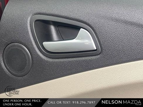 Used 2013 Ford C-MAX SEL image 42