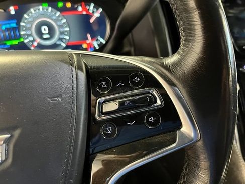 Used 2019 Cadillac Escalade ESV Platinum AWD/4WD image 27