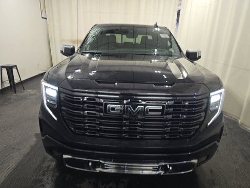 Used 2023 GMC Sierra 1500 Denali Ultimate image 2