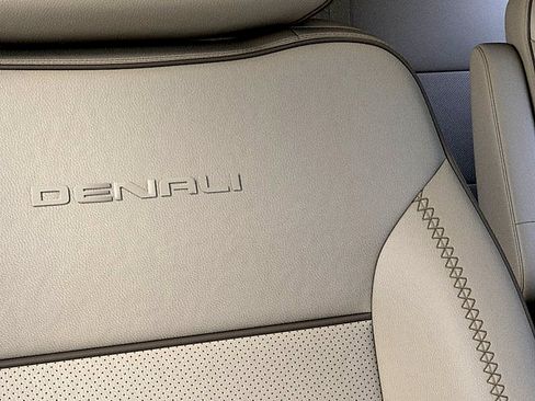 New 2026 GMC Yukon Denali image 21