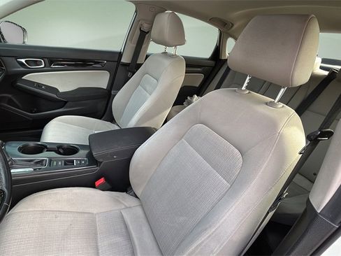 Used 2022 Honda Civic EX image 16