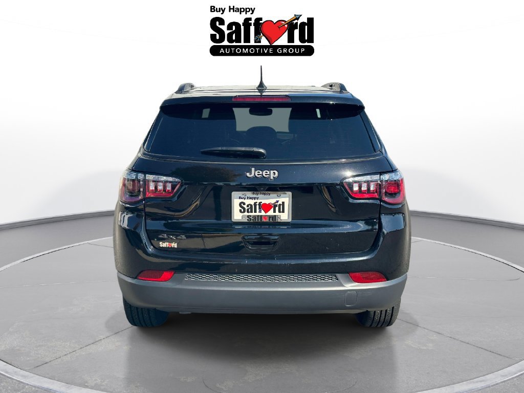 Used 2026 Jeep Compass Latitude AWD/4WD image 6