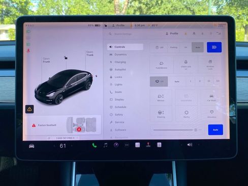 Used 2018 Tesla Model 3 Mid Range image 26