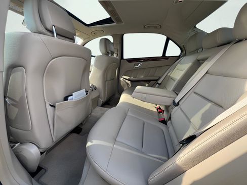 Used 2013 Mercedes-Benz E 350 Sedan image 18