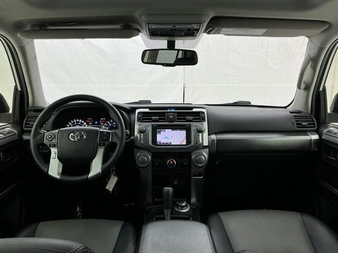 Used 2016 Toyota 4Runner SR5 Premium AWD/4WD image 27