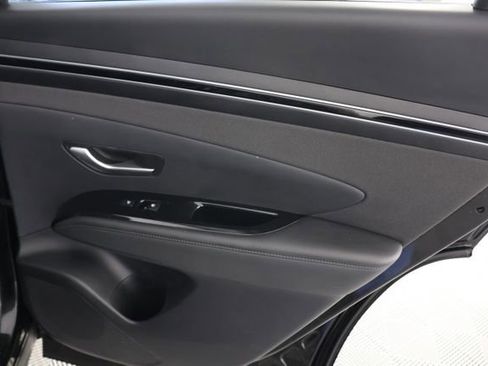 Used 2023 Hyundai Tucson Limited image 27