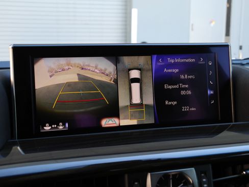 Used 2019 Lexus LX 570 4WD image 24