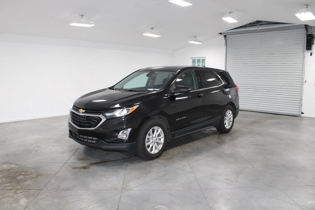 Used 2019 Chevrolet Equinox LT w/ LPO, Cargo Package FWD image 4