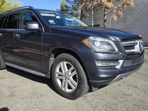 Used 2016 Mercedes-Benz GL 450 4MATIC image 3