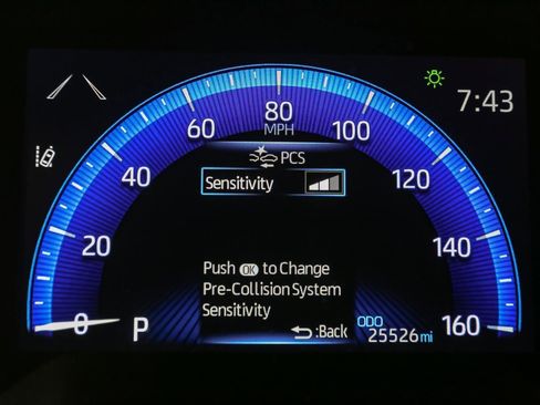 Certified 2022 Toyota Corolla Cross XLE image 41