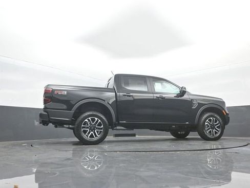 New 2025 Ford Ranger Lariat w/ FX4 Off-Road Package image 36