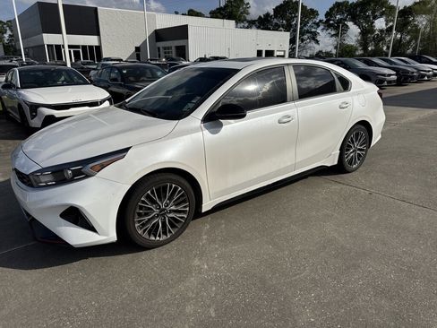 Used 2024 Kia Forte GT-Line w/ GT-Line Premium Package image 3