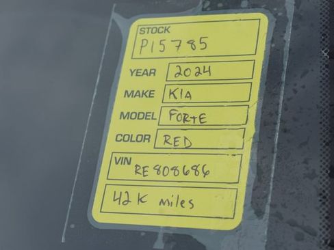 Used 2024 Kia Forte LXS image 14
