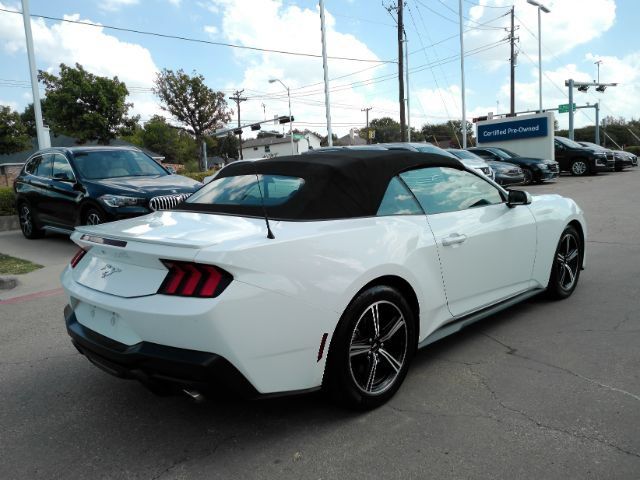 Used 2025 Ford Mustang Premium RWD image 19