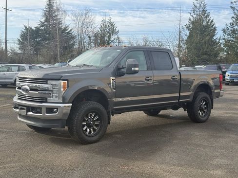 Used 2017 Ford F350 Lariat w/ Lariat Ultimate Package image 2