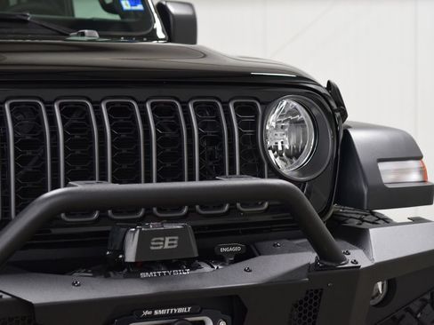 Used 2026 Jeep Wrangler Unlimited Sport AWD/4WD image 9