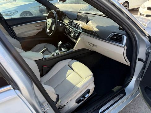 Used 2016 BMW 340i xDrive Sedan image 18