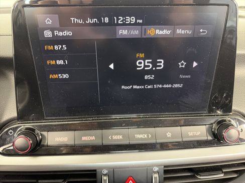 Certified 2024 Kia Forte LXS FWD image 19