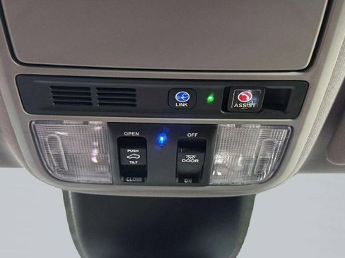 Used 2023 Honda Odyssey Touring image 64