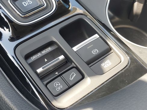 Used 2023 Honda Pilot Touring image 30