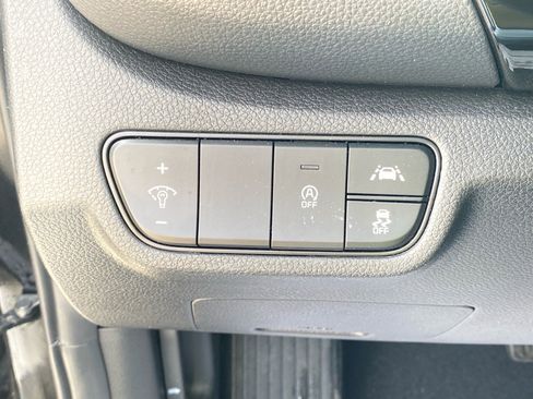 Used 2023 Kia Seltos EX image 22