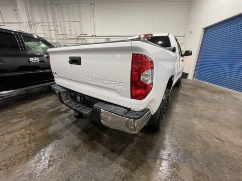 Used 2014 Toyota Tundra SR image 5