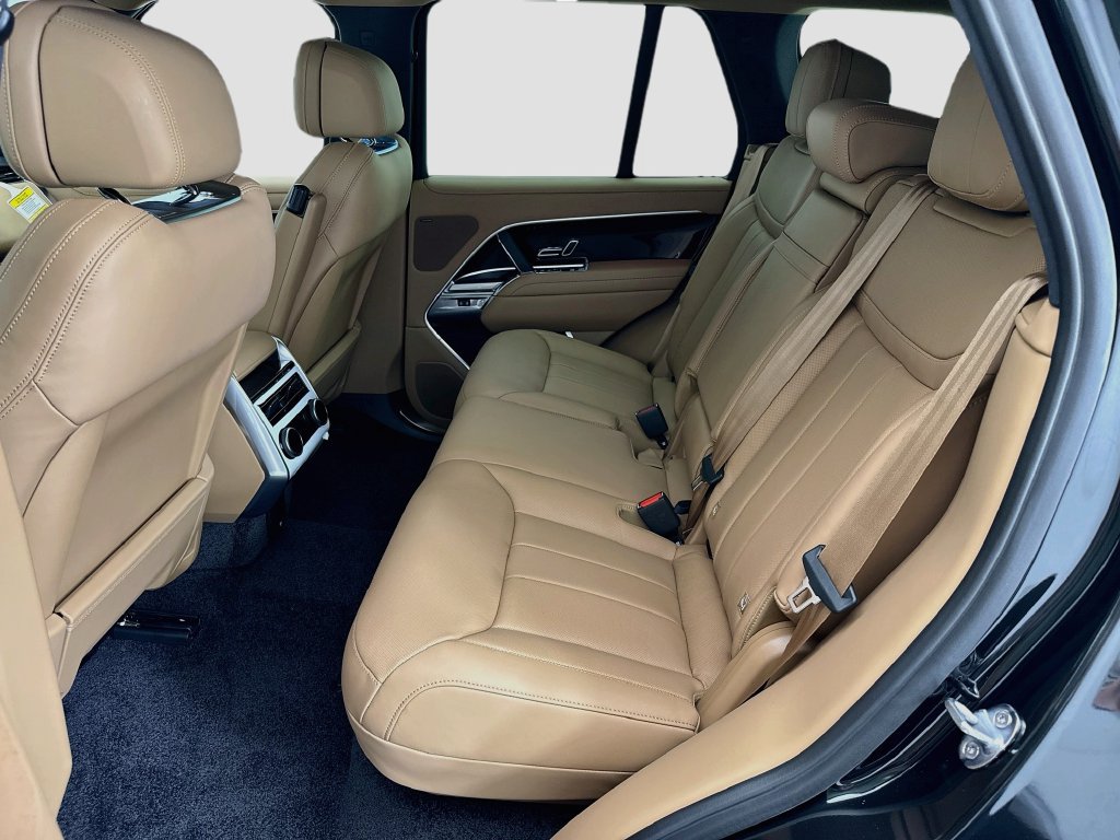 New 2026 Land Rover Range Rover SE AWD/4WD image 19