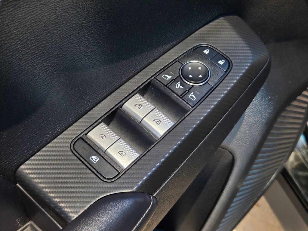 Used 2023 Mitsubishi Outlander SE FWD image 12